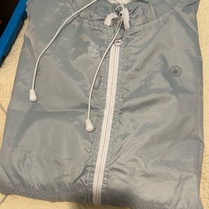 Windbreaker gray waterproof size 24,26